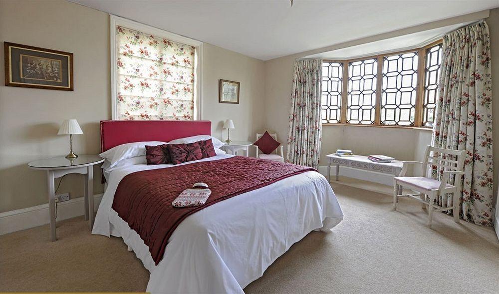 The Cholmondeley Arms Hotel Wrenbury Ngoại thất bức ảnh